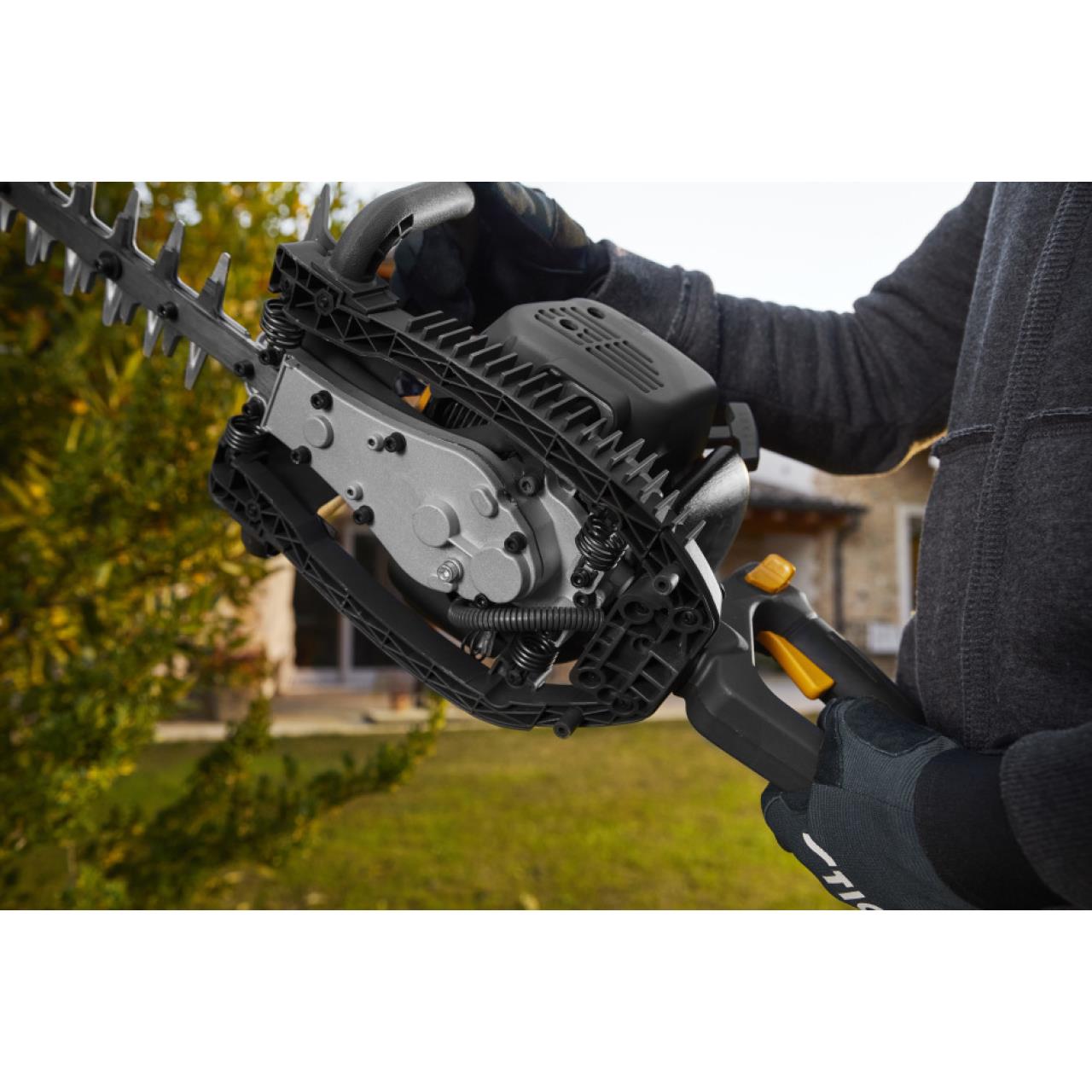 Benzin-Heckenschere HT 525